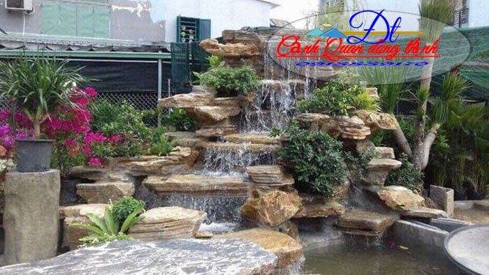 Hòn non bộ thác nước