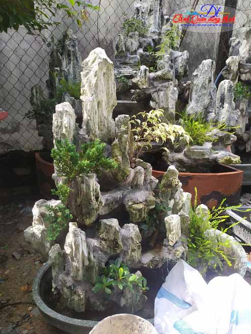 Mẫu hòn non bộ ngoài trời đẹp 6