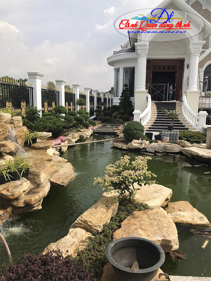 mẫu thiết kế hồ cá koi đẹp 13