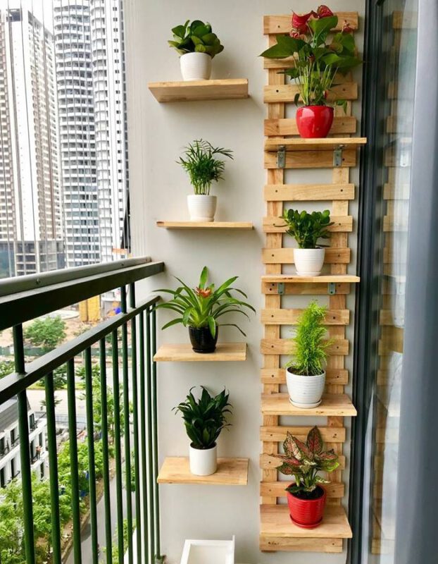 Trang trí ban công M12